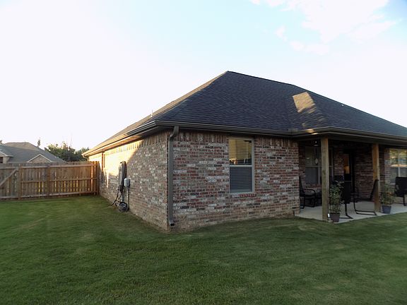 5th image of 907 Carter Ct