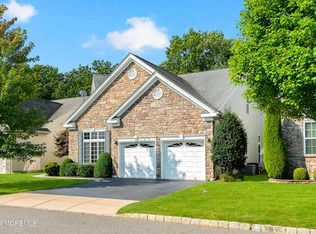 33 Forsgate Way, Lakewood, NJ 08701
