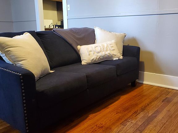 4th image of 1534 N Parkway APT 1