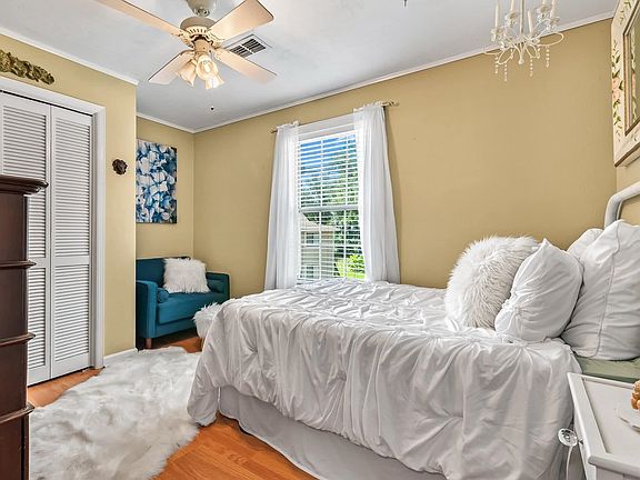 5th image of 3104 Oak Hammock Ln