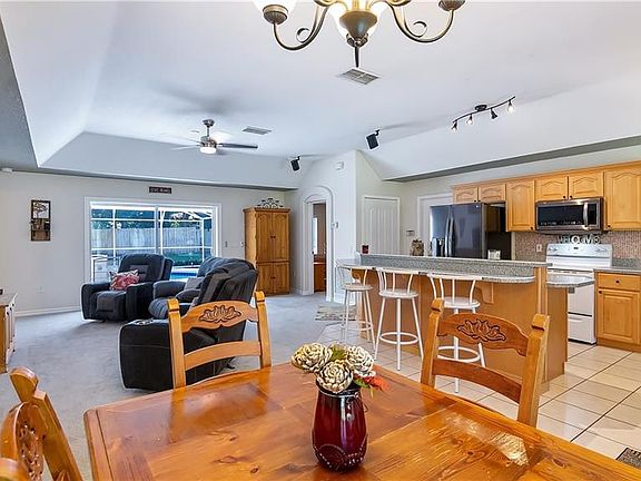 5th image of 31136 Interlachen Dr