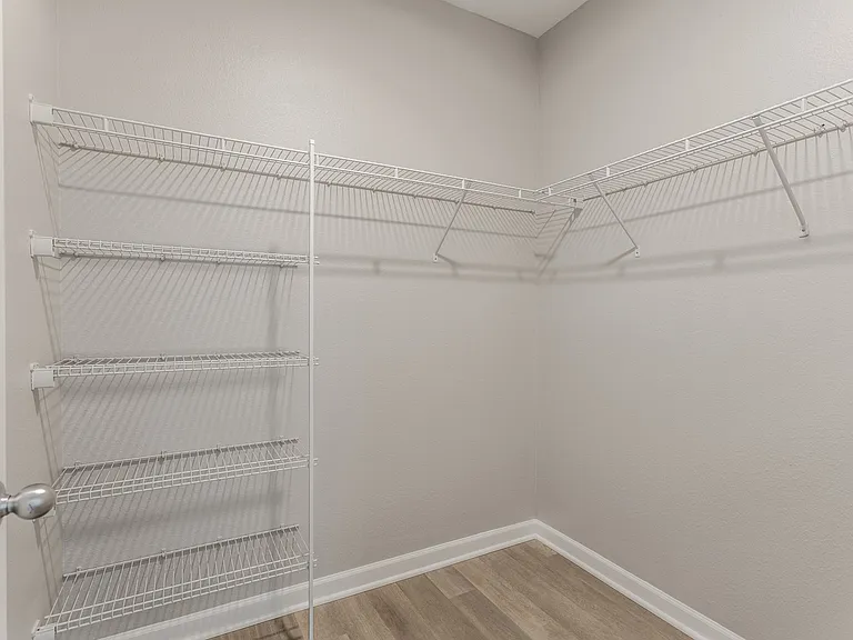 1411 Fairfax Manor Dr — Photo 8