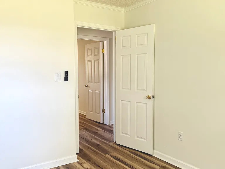 611 Ledgedale Cir — Photo 21