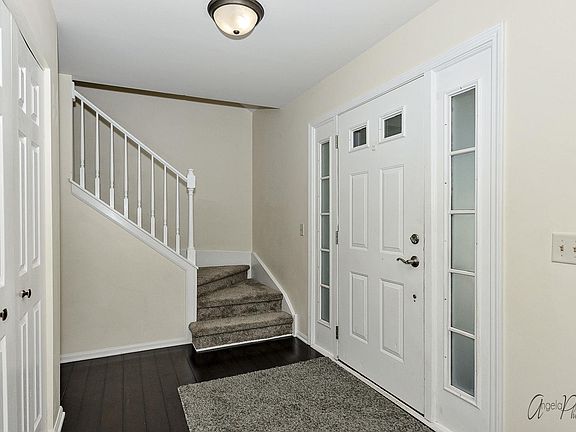 2nd image of 314 Southgate Dr