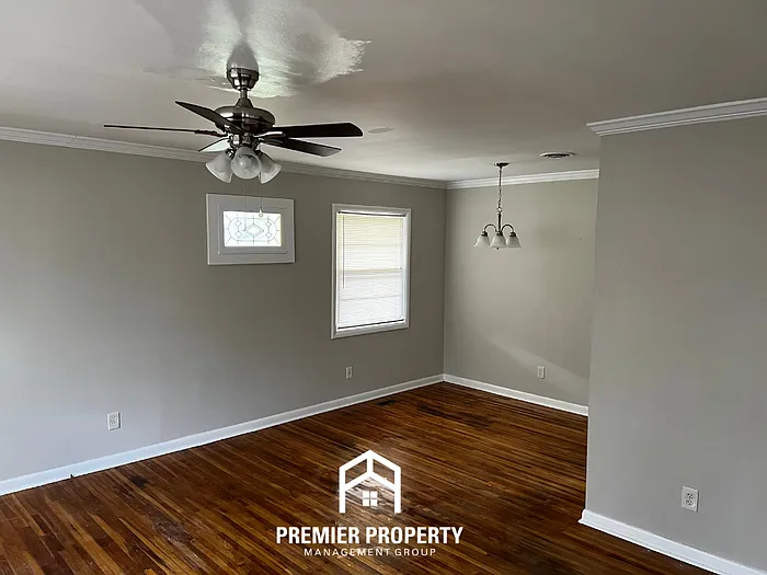 3218 Joslin St SW — Photo 2