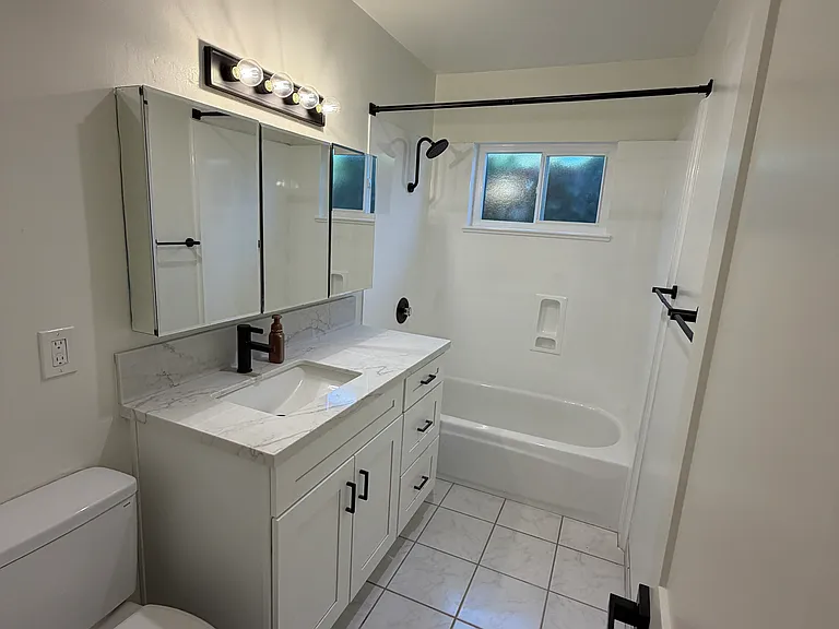 3468 Juniper St — Photo 8