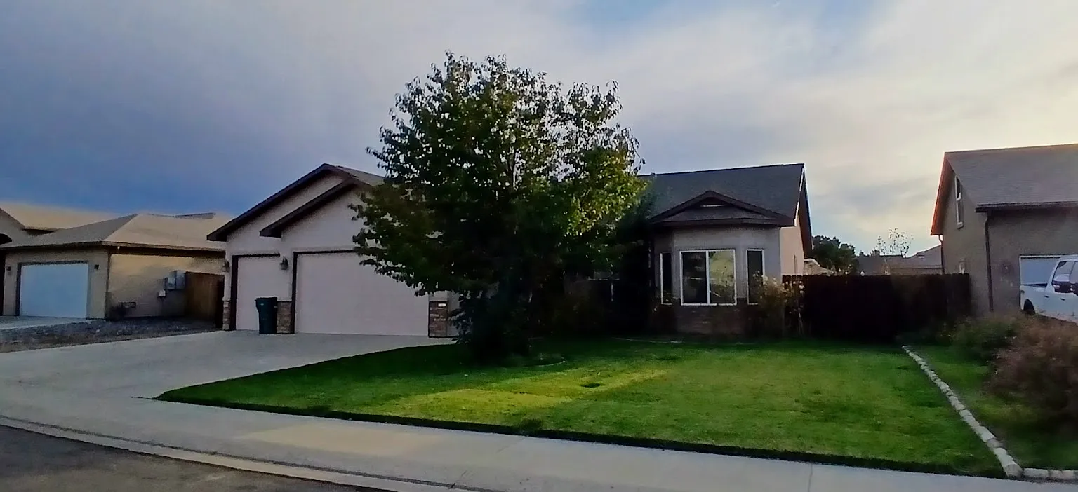 3 bed, 1913 sqft, $2,500 — Photo 1