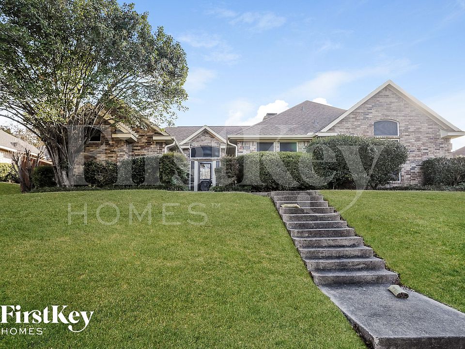 1st image of 612 Havencrest Dr