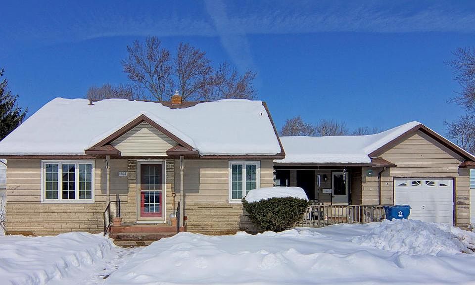 1st image of 304 Remus Dr