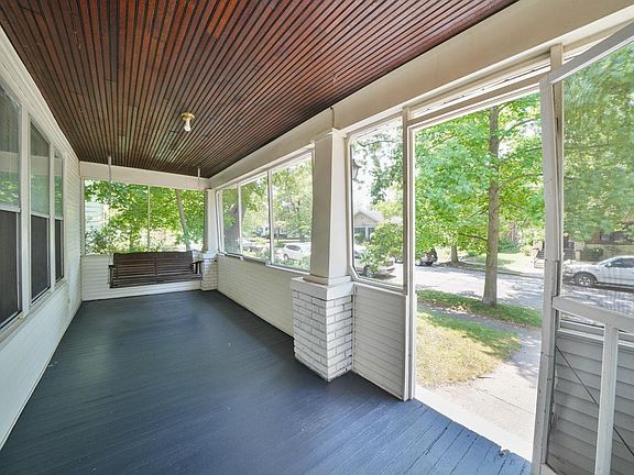 2nd image of 1206 Woodward Ave