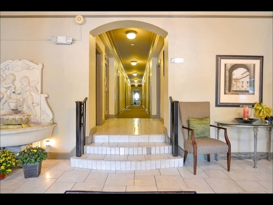 lobby