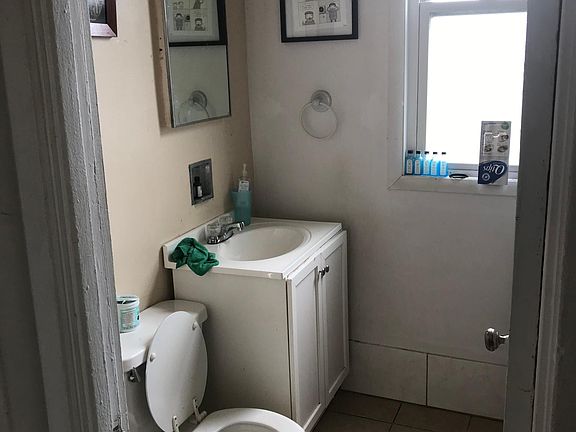 5th image of 2825 N Sawyer Ave #2