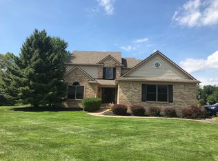 21845 Lyon Meadow Ct, South Lyon, MI 48178