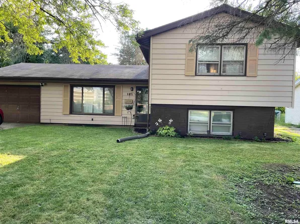 121 Adloff Ln, Springfield, IL 62703