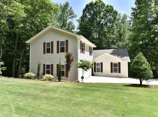 101 Hickory Ct, Cumming, GA 30040