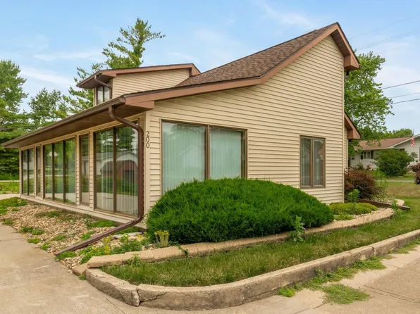 200 2nd St, Raymond, IA 50667