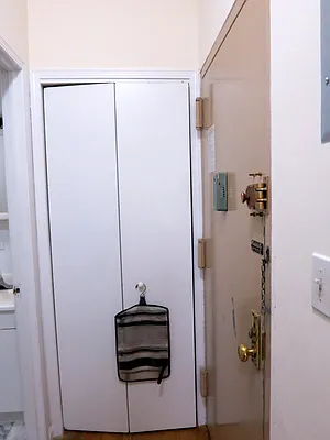 Rented by J Misrahi Realty Corp | media 13