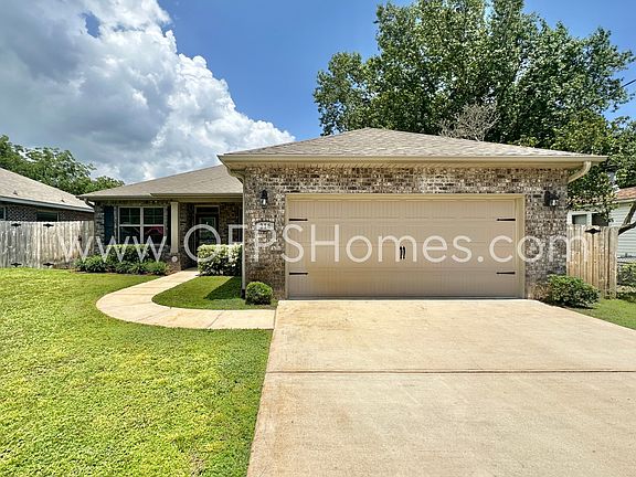 2nd image of 216 Green Dr