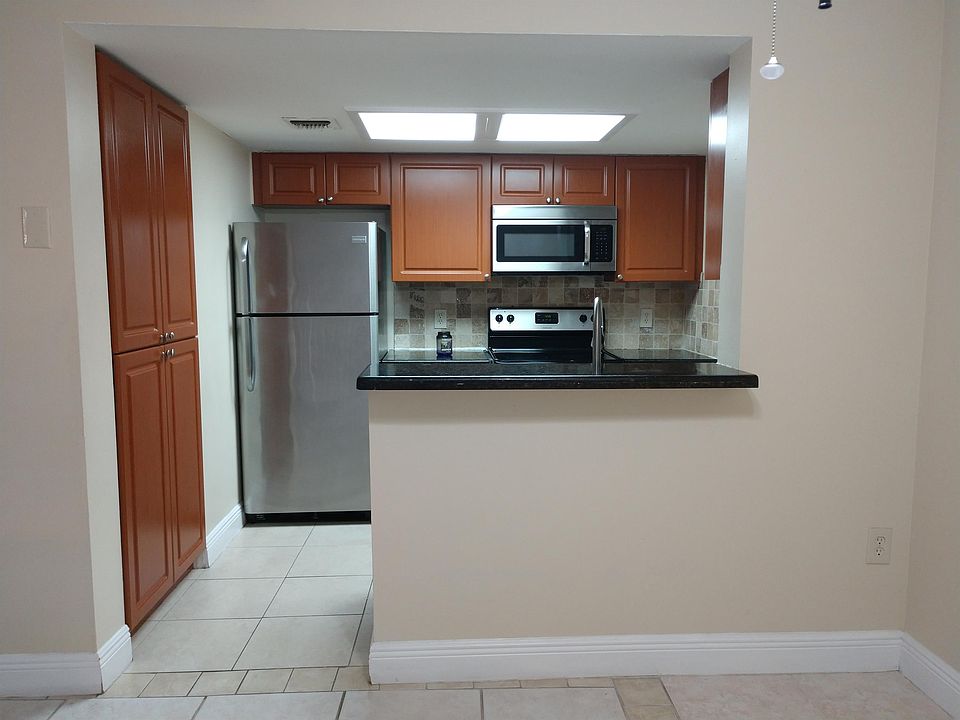 1st image of 3241 Coral Lake Way