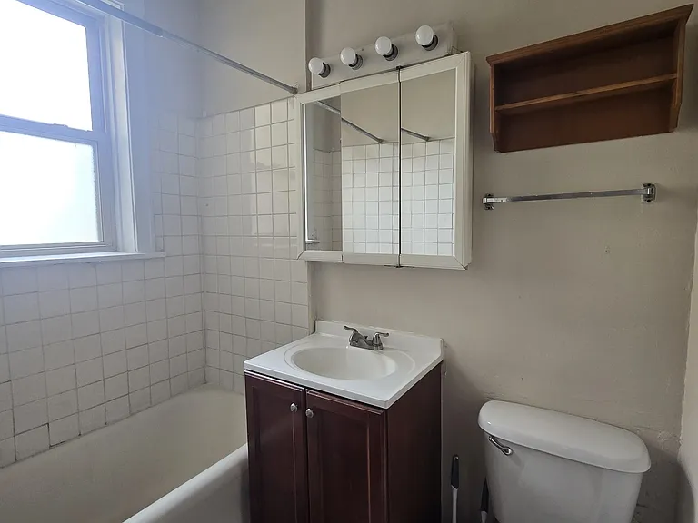 4109 N Spaulding Ave #3 — Photo 3