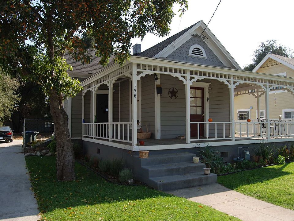 1st image of 156 Carlton Ave