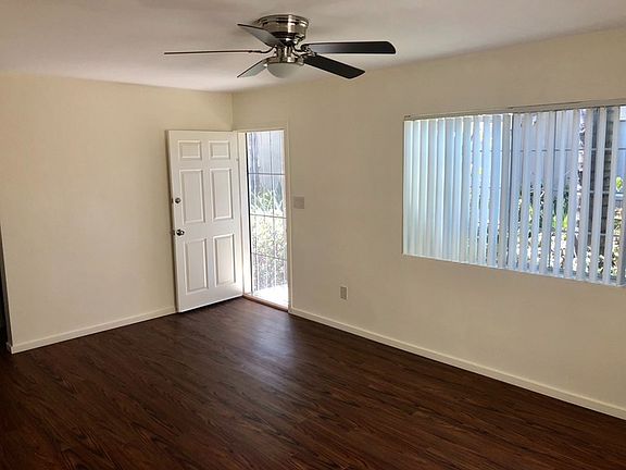 2nd image of 2062 Thomas Ave