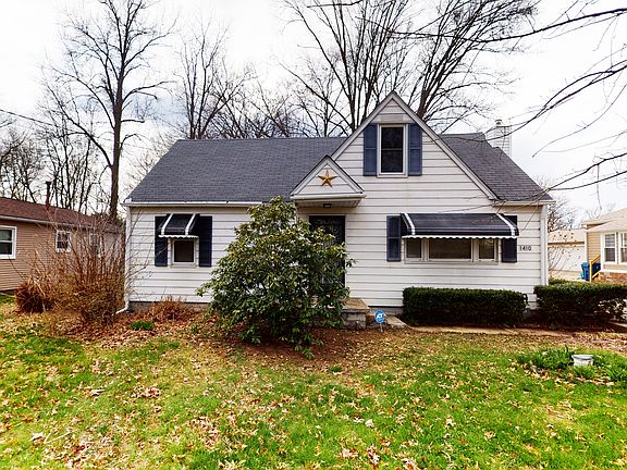 2nd image of 1410 Pin Oak Dr