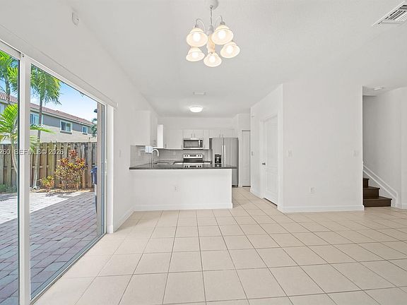 2nd image of 21459 SW 86th Pl