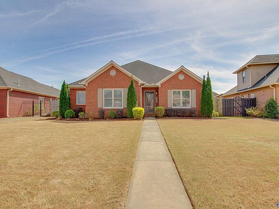 2nd image of 2205 Parkplace St SE