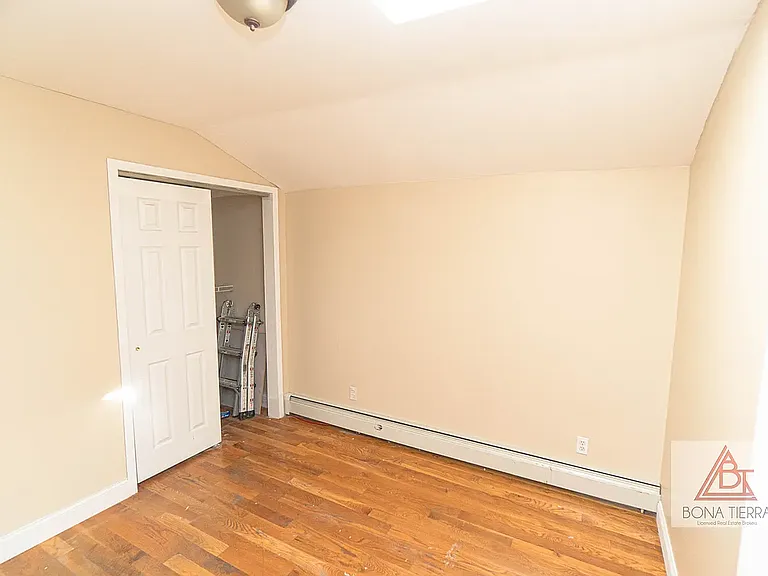 33-18 100th St #2 — Photo 9