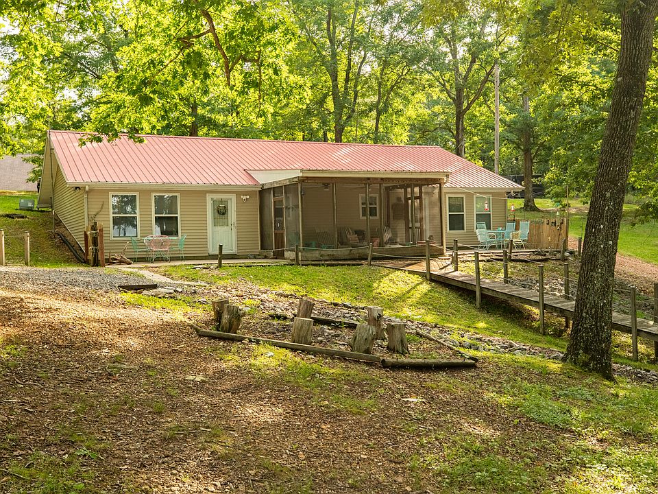 1st image of 120 Veal Ln