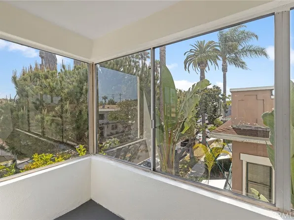 1187 E 3rd St Unit 202, Long Beach, CA 90802