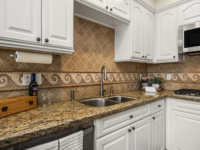 1520 El Camino Real #10 — Photo 21