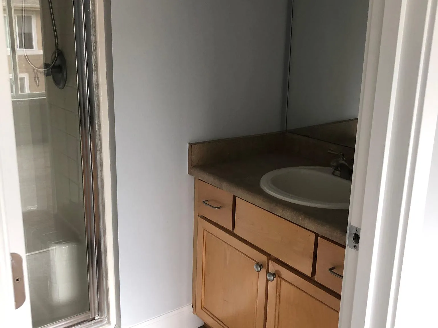 2 bed, 2.5 bath, 1216 sqft, $2,700 — Photo 2