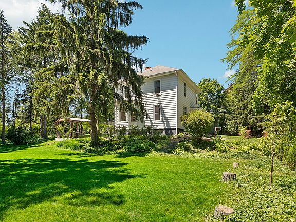 5th image of 2716 Gilboa Ave