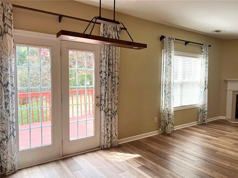 3884 Heritage Crest Pkwy — Photo 15