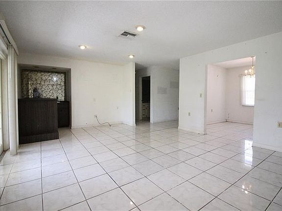 3rd image of 3048 Wood Song Ct