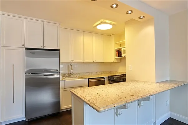 Sold by Citi Habitats | media 11