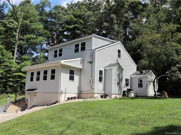 22 Hampden Road, Somers, CT 06071