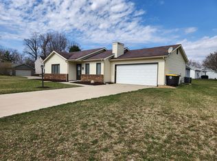 7907 Bruick Ln, Fort Wayne, IN