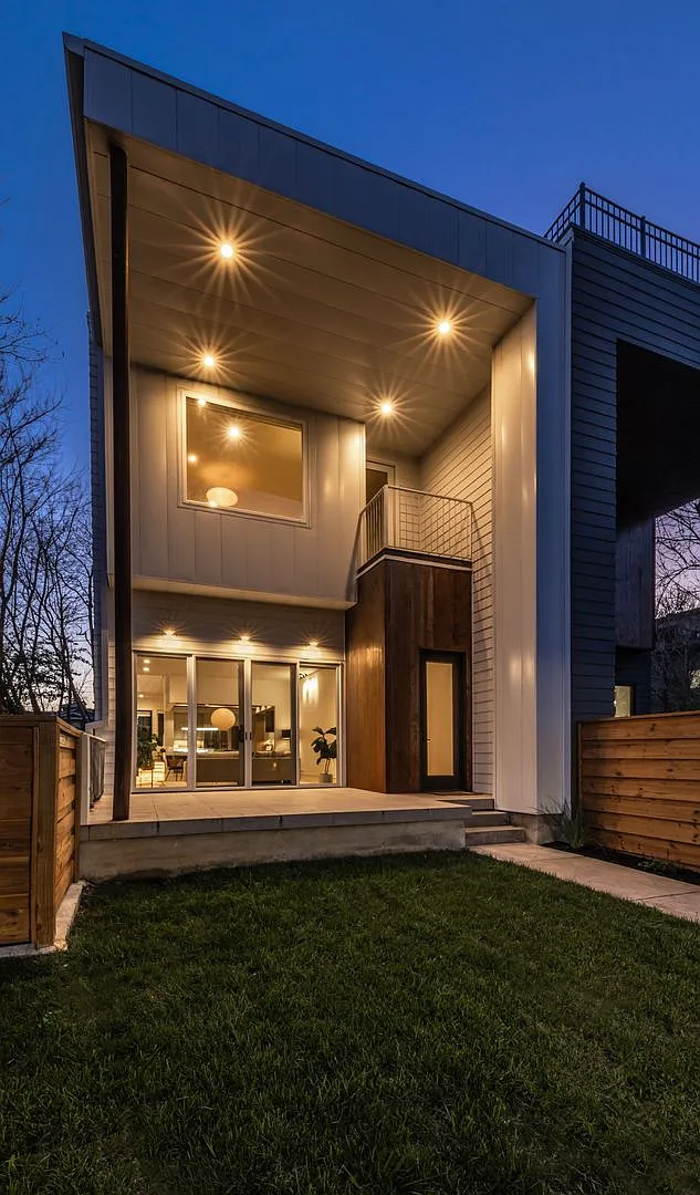 Thoughtfully Designed and Professionally Managed in Sought-After Germantown! — Photo 4