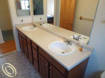 4th image of 30429 Westmore Dr
