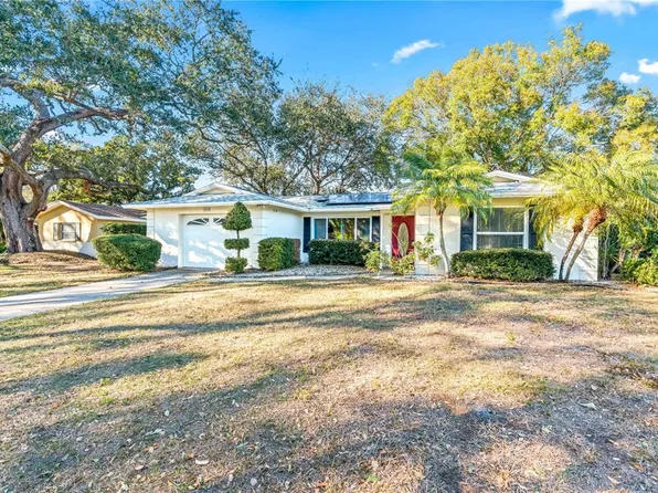 2040 Forest Dr, Clearwater, FL 33763