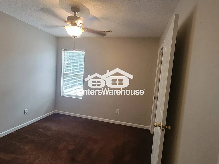 1353 Isleworth Cir — Photo 26
