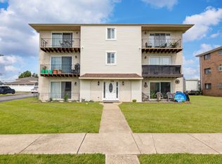 7336 W 85th Pl APT 3A, Bridgeview, IL 60455