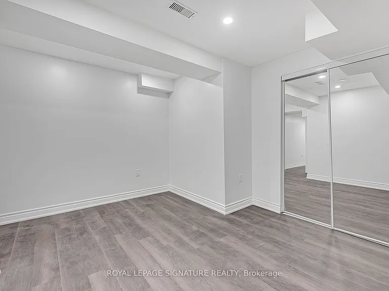 353 Wood Duck Ln #BASEMENT — Photo 22
