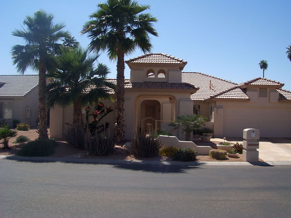 1st image of 24626 S Cedarcrest Dr