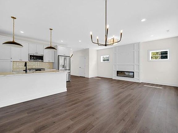 5th image of 20 Moorebrooke Rd