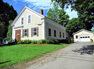 22 Elm St, Newport, ME 04953