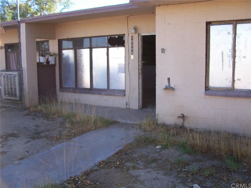 2nd image of 19243 1st St #A & B